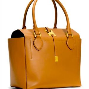 Rare & authentic Michael kors purse